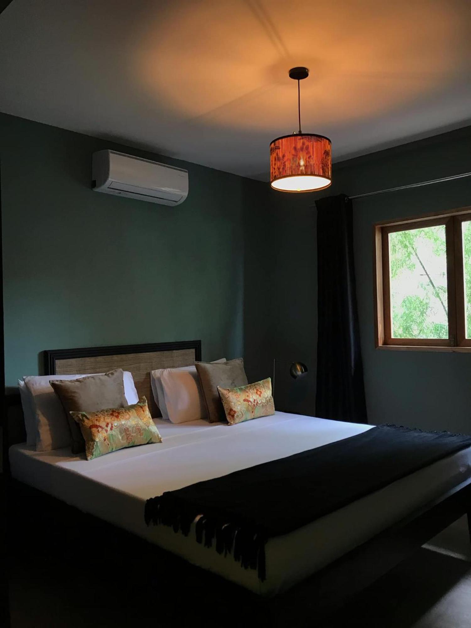 La Plage Hotel El Nido Bagian luar foto